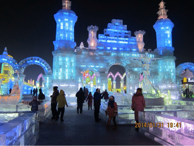 第一站:哈尔滨冰雕节-手机随手拍-杭州19楼