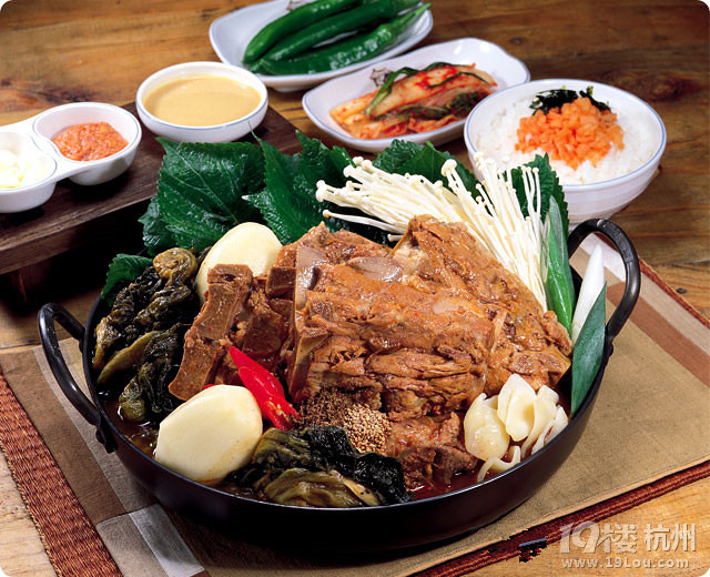 【煮妇生活】人人都爱的韩国脊骨解酒汤\/韩式