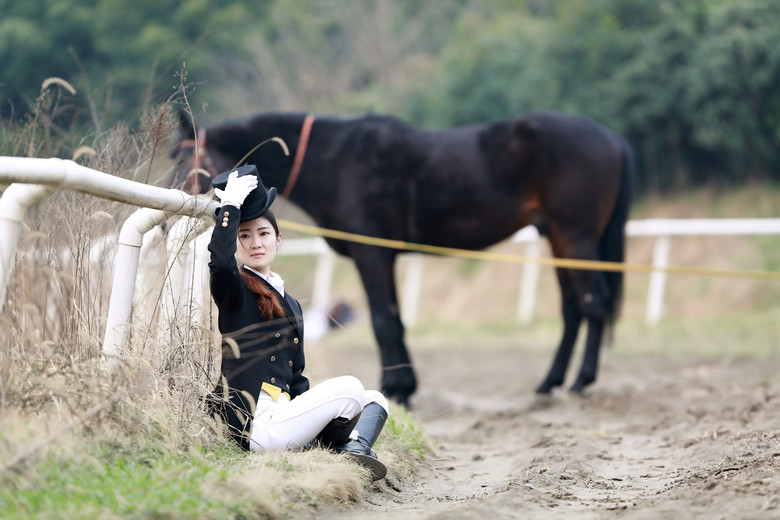 美女與駿馬