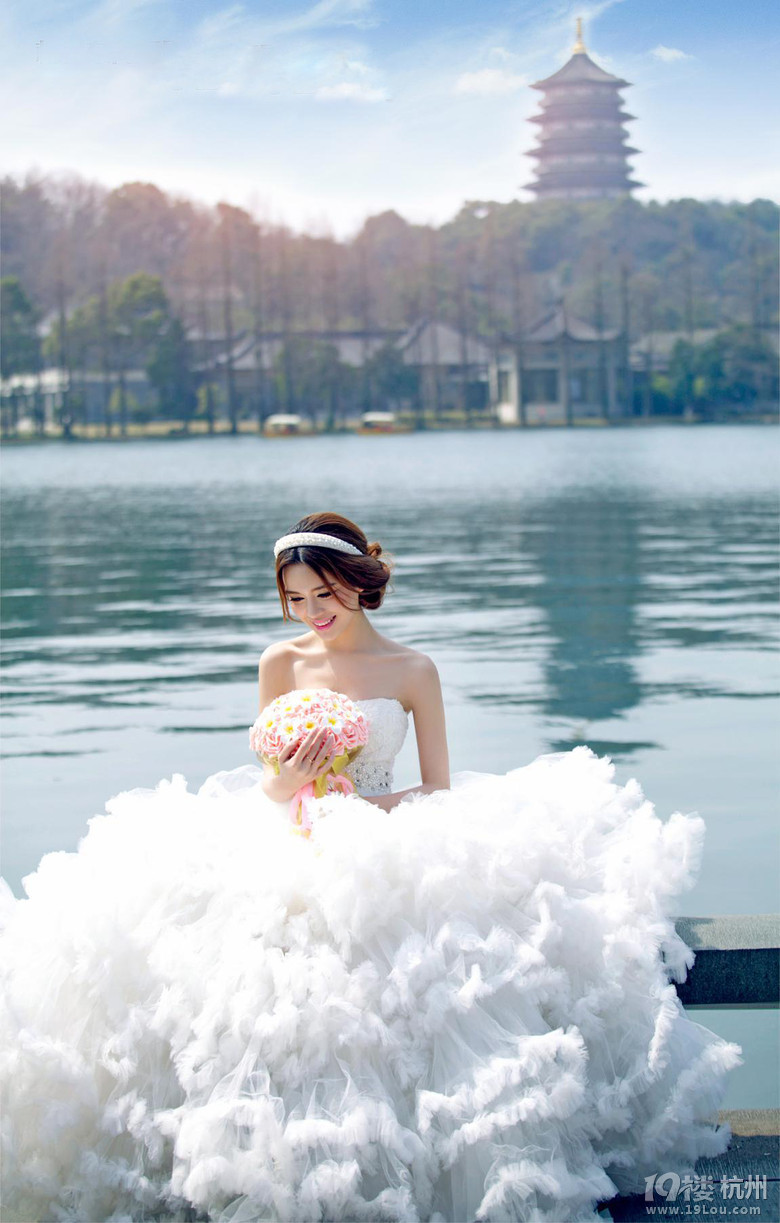 杭州婚纱摄影工作室哪家好?教你拍婚纱照前注