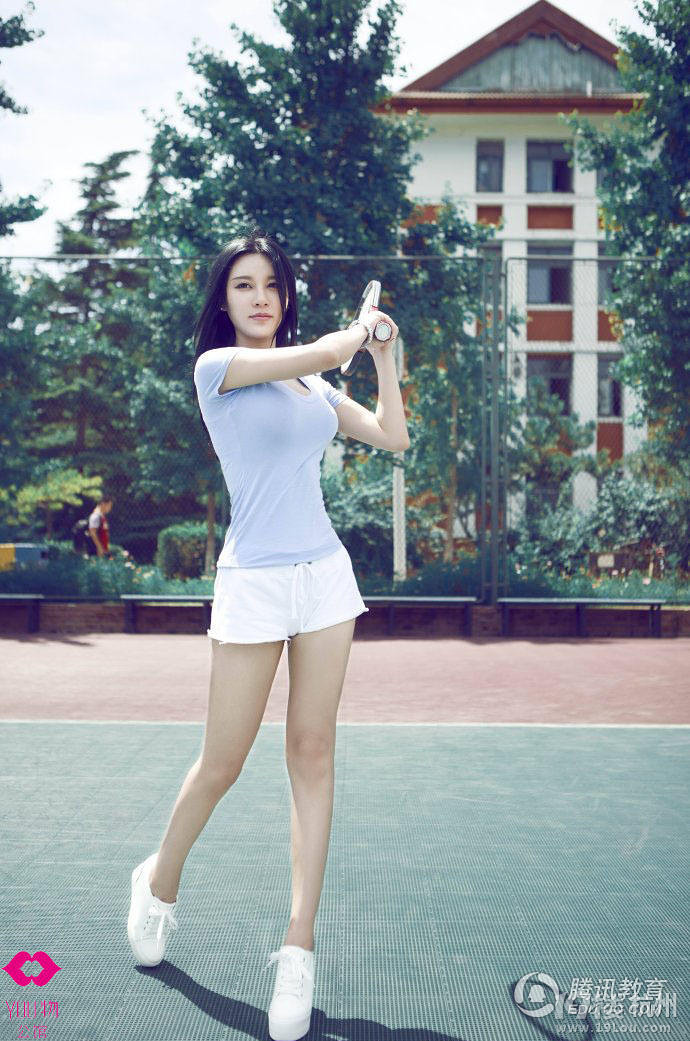 北京师范大学美女来了 胸器逼人啊-大学生活-杭