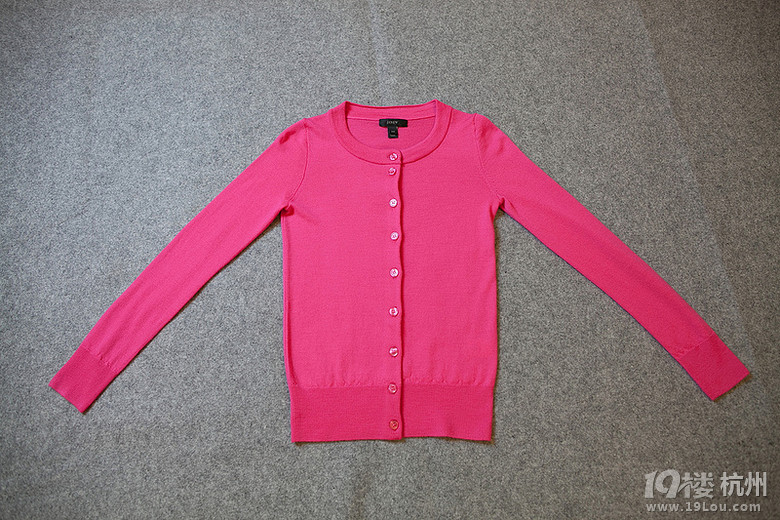 官网700多块的美利奴百分百全羊毛多色开衫,现