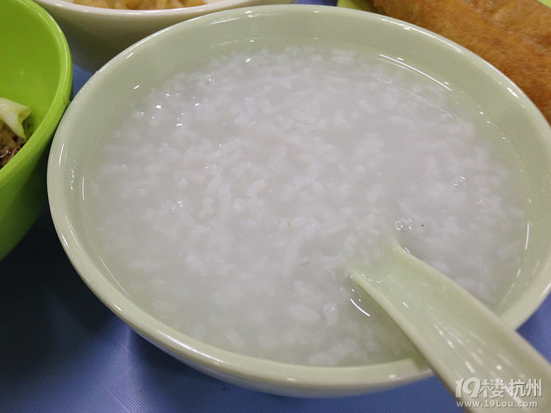 食堂午餐+早餐