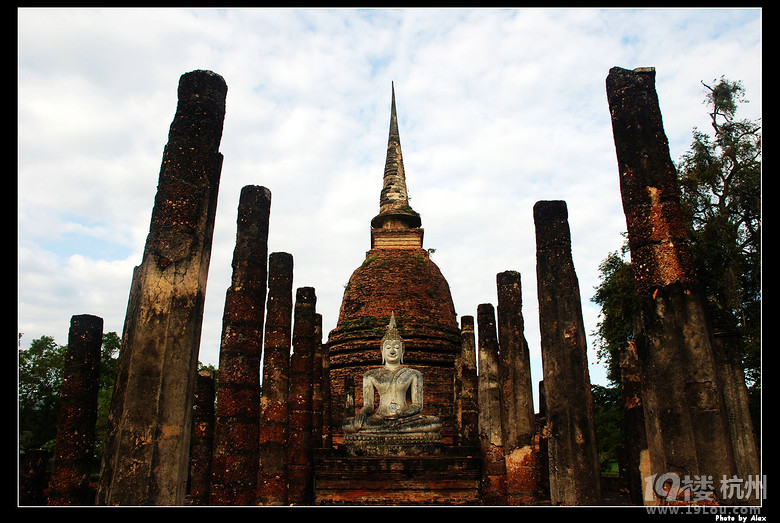 给孩子一个不一样的暑假 一边旅游一边学英语