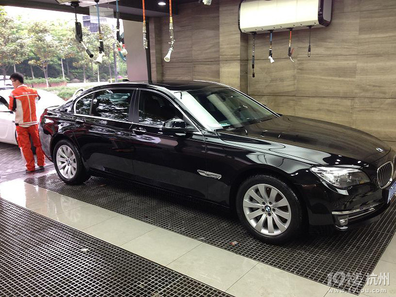 自家用~2014款BMW740Li 黑晶 主婚车首选 出