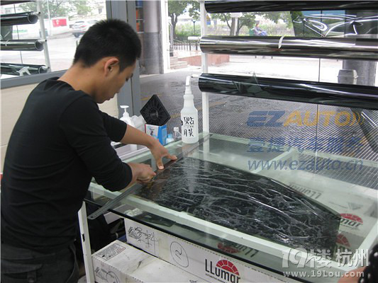 杭州汽车玻璃贴膜,龙膜和威固的区别,怎么区别
