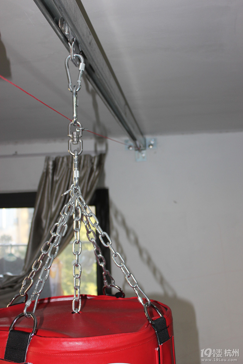 拳击散打 专业沙袋和悬吊 晚上都不玩游戏了-S