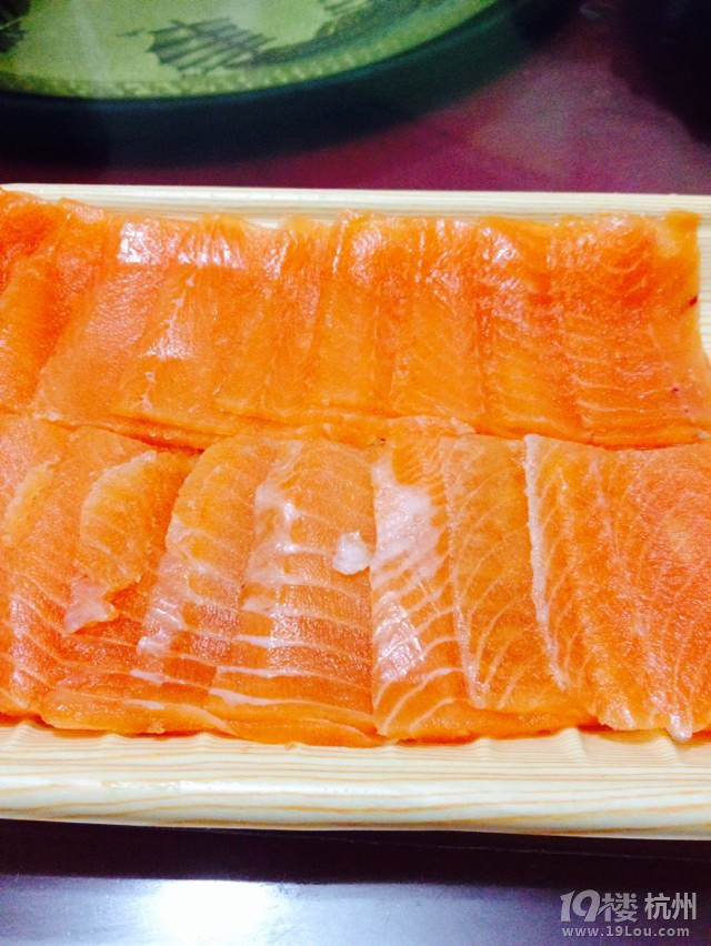 吃貨這里看——美景美食美中餐