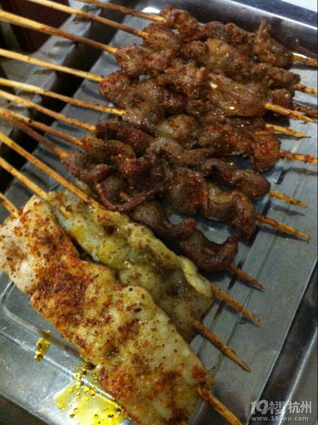 吃貨這里看——美景美食美中餐