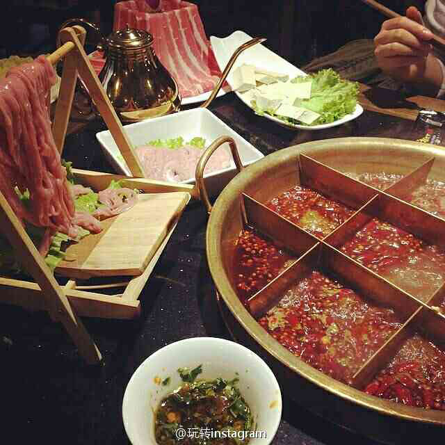 九宫格火锅-手机随手拍-杭州19楼