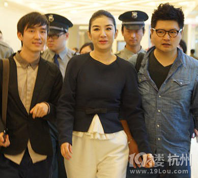 【盘点娱乐圈】贵圈小三姚笛李小冉好可怜-桃