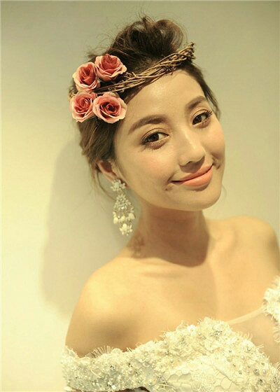 <em>2014</em>春夏<em>新娘鲜花</em>造型欣赏-手机随手拍-杭州1