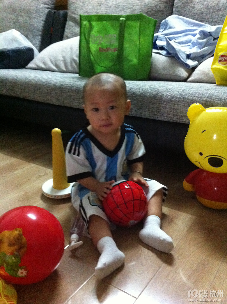 《足球宝宝也疯狂》多多的世界杯-活动-孩爸孩