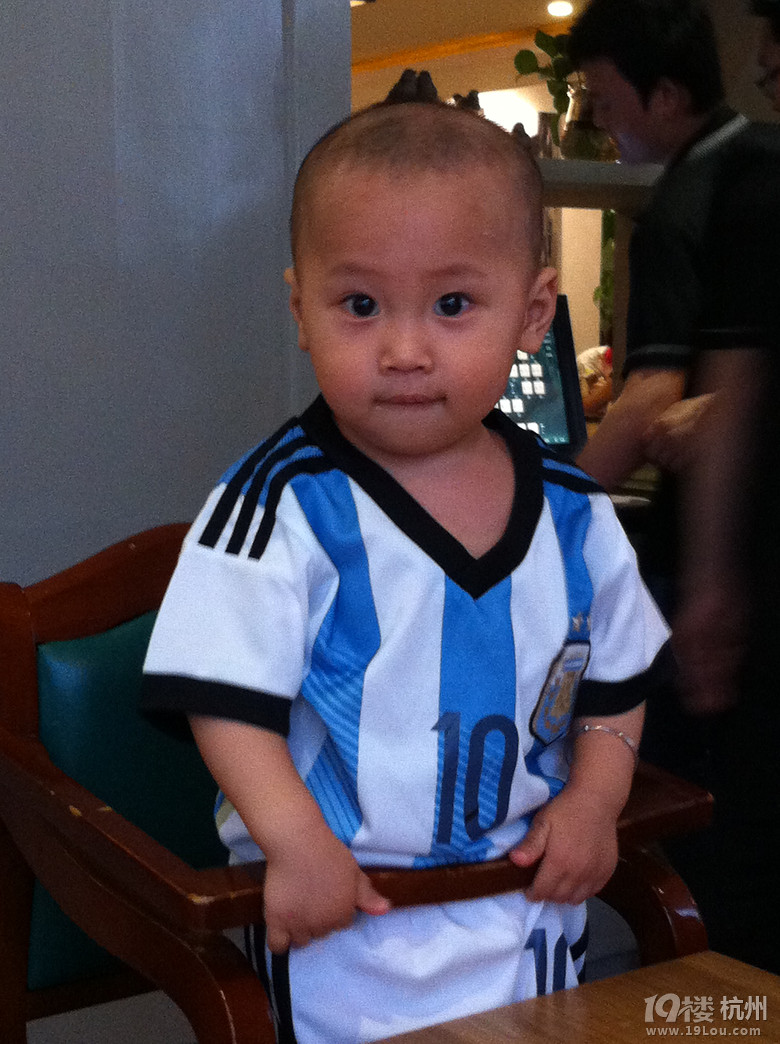 《足球宝宝也疯狂》多多的世界杯-活动-孩爸孩