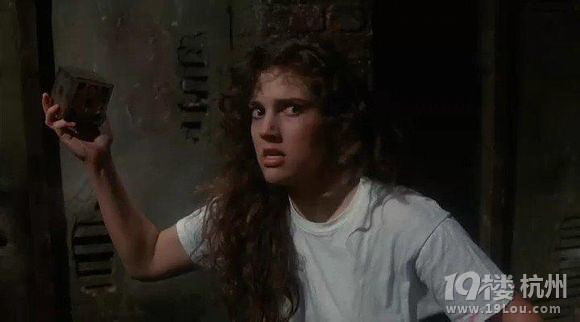 图解电影《养鬼吃人\/猛鬼追魂》,人血养活魔鬼