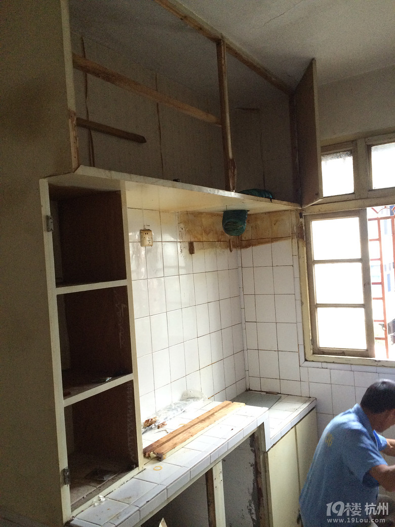 旧家装修啦,选的M&H室内设计事务所黄大师,很