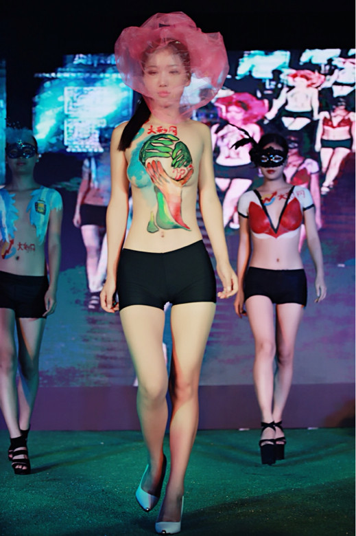 ŮR 匦(du)Q(ni)űwL