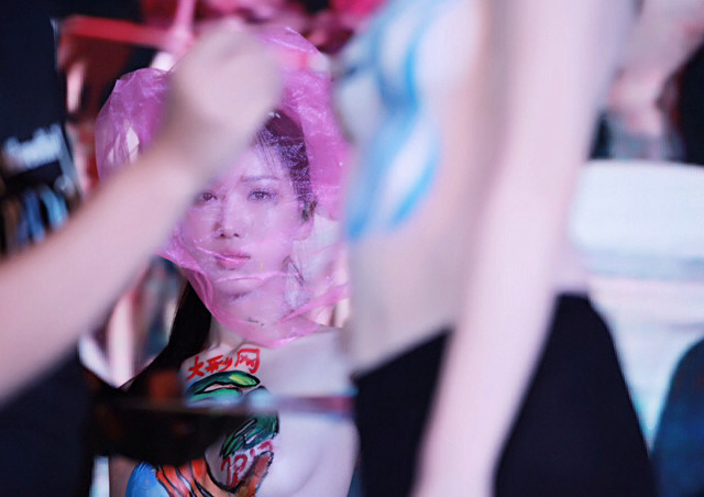 ŮR 匦(du)Q(ni)űwL