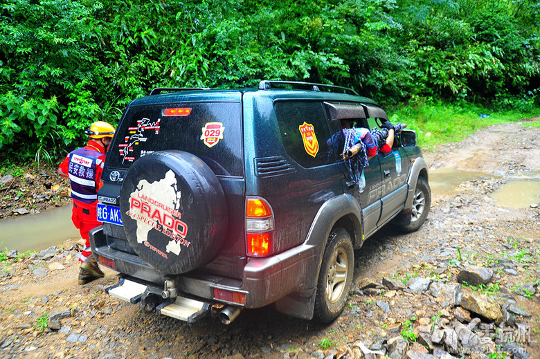 浙江民安公益救援中心抗台抢险实战演练安吉站