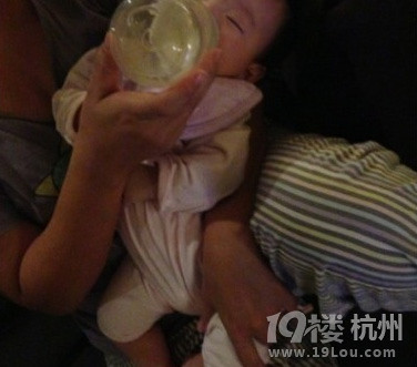 大S曬寶寶成長照 感慨：一直親她才不遺憾