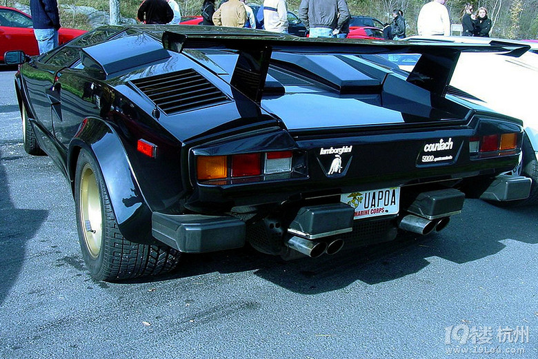 游想租车不知道哪里可以租到便宜点的越野车?