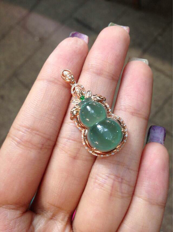 晴水底葫芦吊坠!喜欢!-盛世收藏-杭州19楼