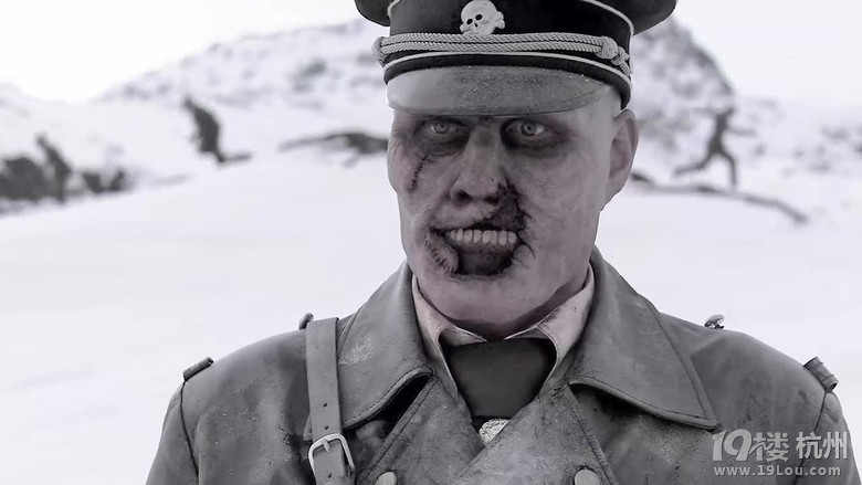 图解电影《死亡之雪》埋藏在雪中的纳粹僵尸复