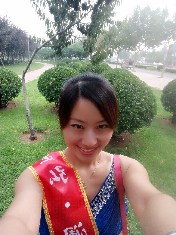 头发绑起来依旧的难看妹妹视频漂-手机随手拍电v妹妹还是图片