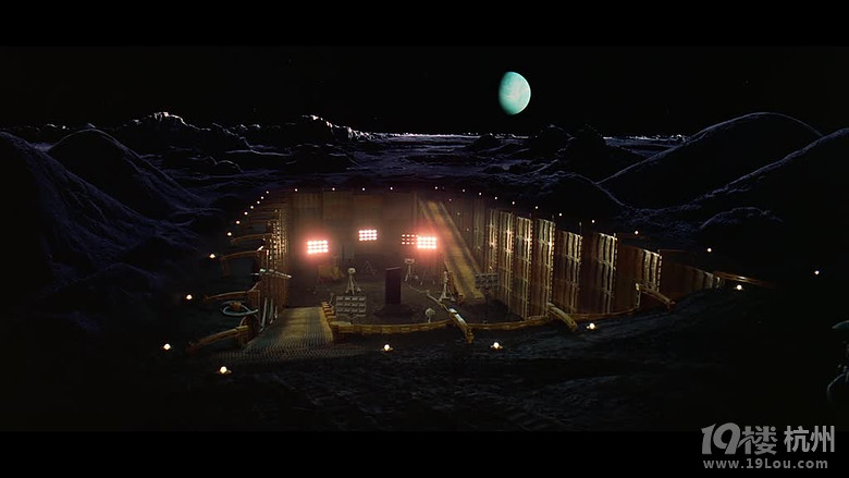 图解电影《2001太空漫游》轮回的讥讽与批判