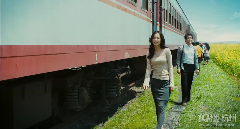 图解电影《我在路上最爱你》文章黄圣依激情无