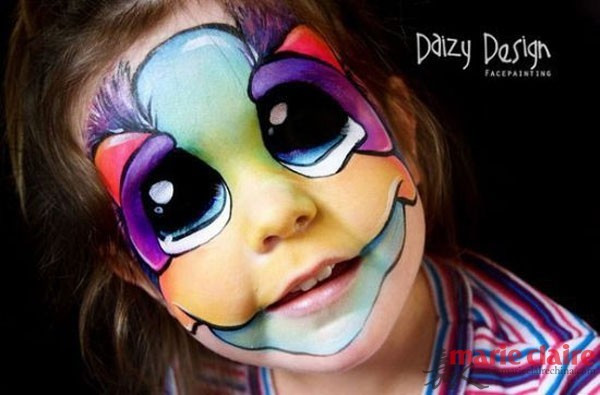 美妆狂人为孩子打造脸上的卡通彩绘-搞笑-养眼