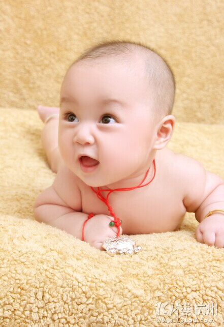 大眼小萌娃,可爱BB照-婴儿期(1-12个月)-孩爸孩