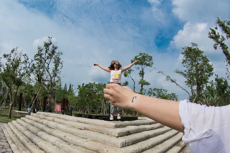 @һM~ۺ̈́(chung)zӰ