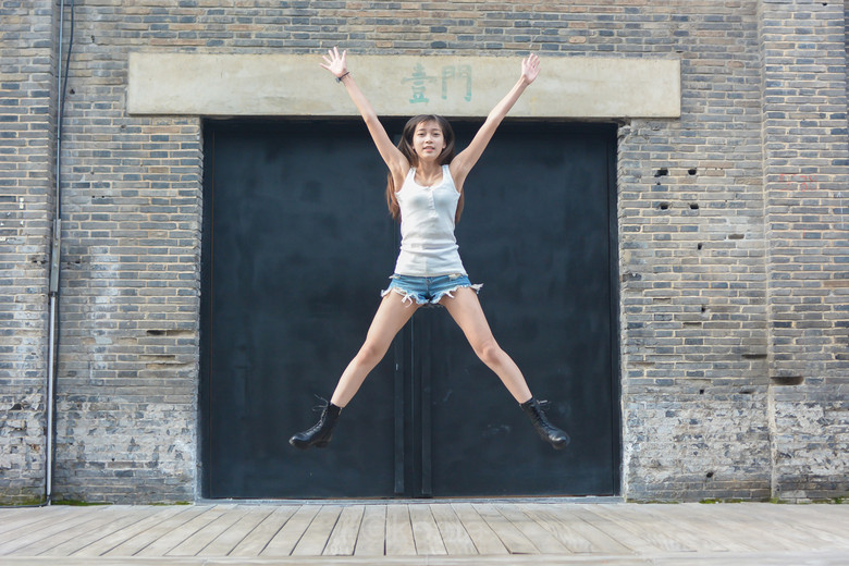 @һM~ۺ̈́(chung)zӰ