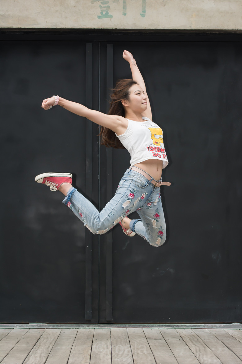 @һM~ۺ̈́(chung)zӰ