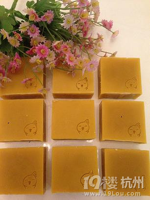 <em>接</em>下来一年洗<em>头发</em>洗澡洗脸洗手洗衣服都他们啦