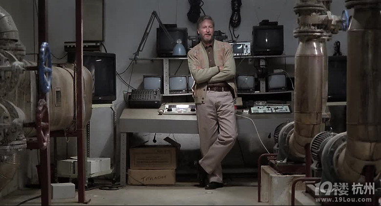 图解电影《死亡论文》一个小小的细节暴露了全