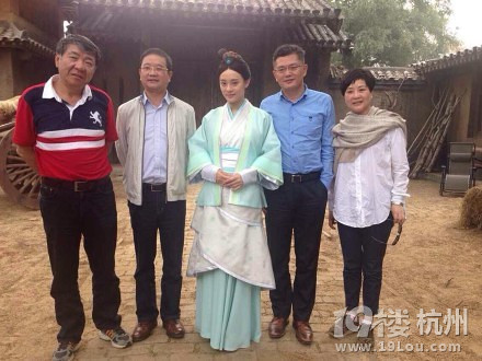 片场照演员定妆照陆续流出华-其他-电影陪审团