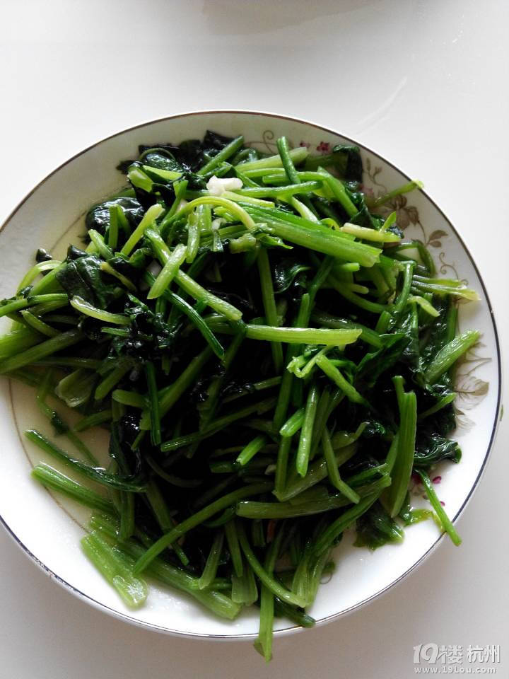 福利啊~多年工作经验的月嫂 价格超便宜哦 -家