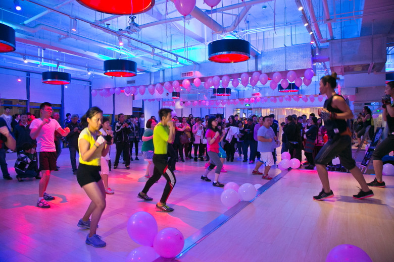 唯瑜伽--秋冬时尚妆容沙龙-边走边拍-边走边拍