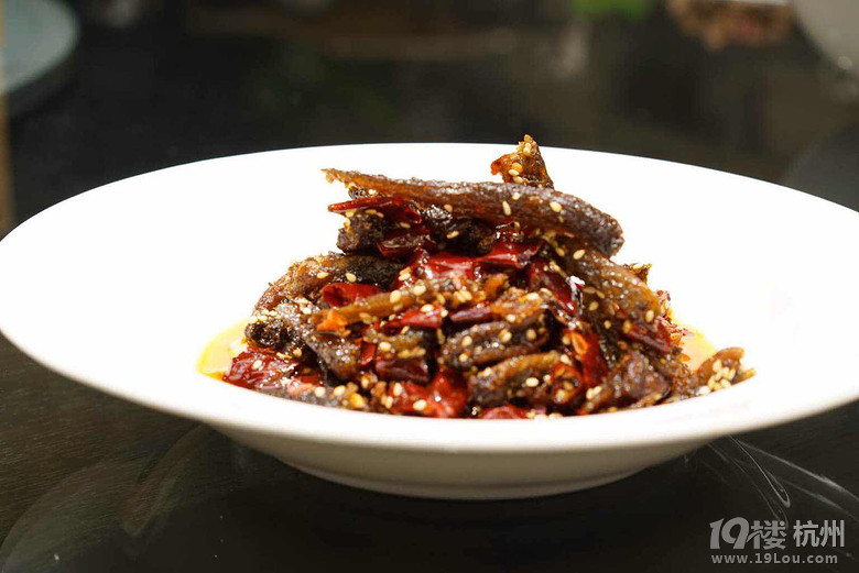 好次的~成都一个公司的藏系羊媒体品鉴会-美