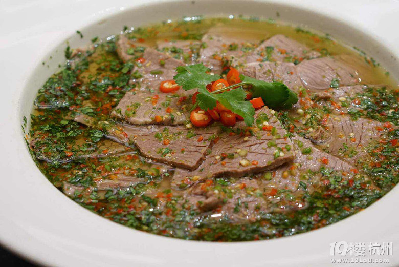 好次的~成都一个公司的藏系羊媒体品鉴会-美