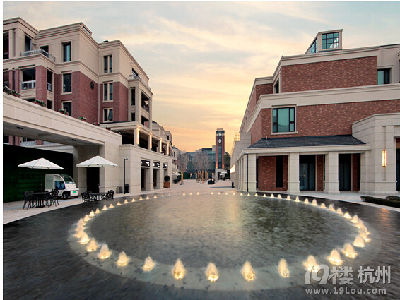 春漫里9999元\/㎡起岁末清盘钜惠,仅20席最后珍