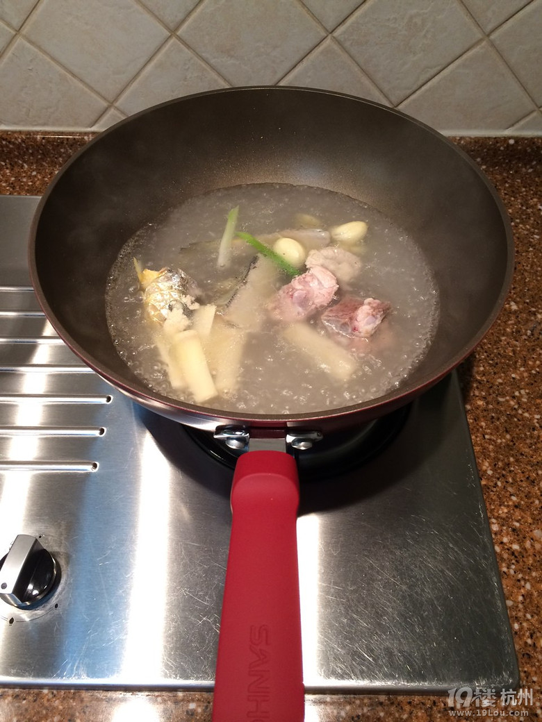 湯白，面筋，魚鮮----寧波特色的雪菜筍絲黃魚面