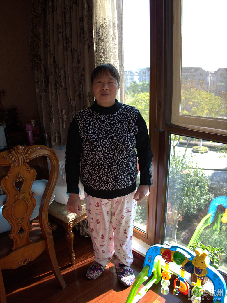 给我家的月嫂打个小广告,真的蛮不错-准妈妈俱