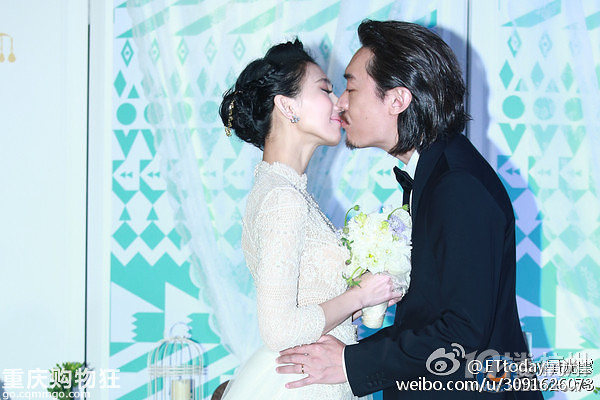 戴佩妮大婚啦！戴佩妮舉辦戶外婚禮派對