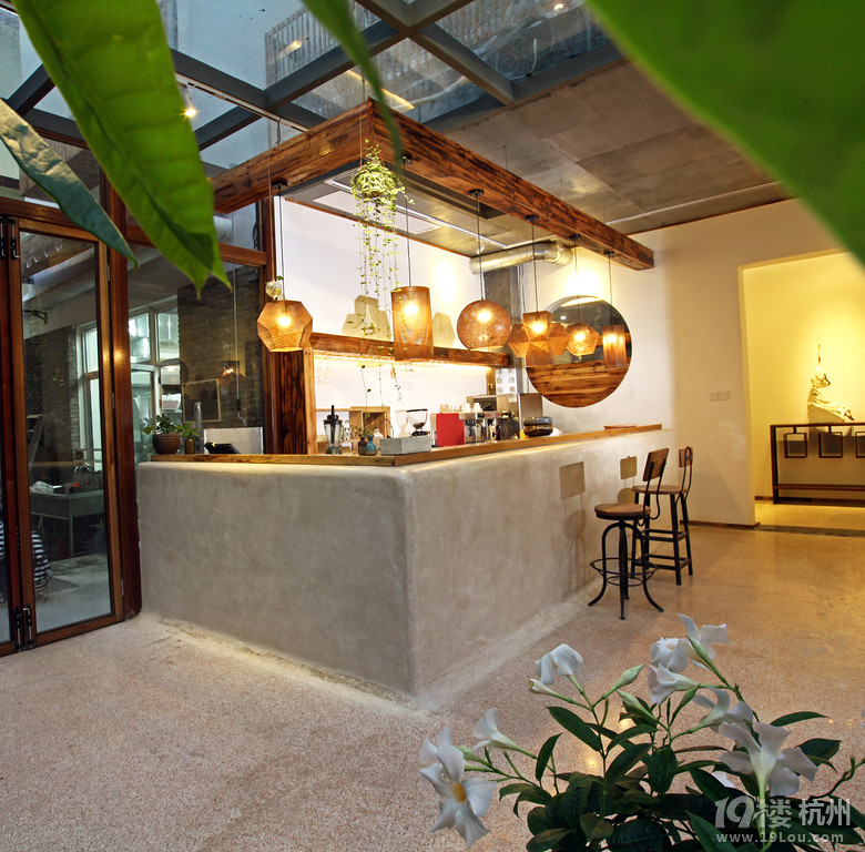 杭州白描艺术酒店招聘-服务业\/酒店\/旅游\/-月薪