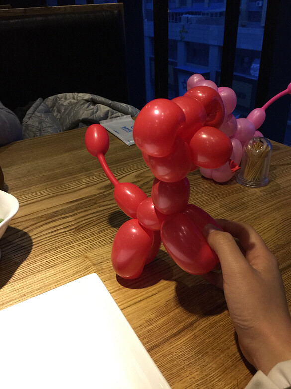 就这样吃吃喝喝,逛逛街