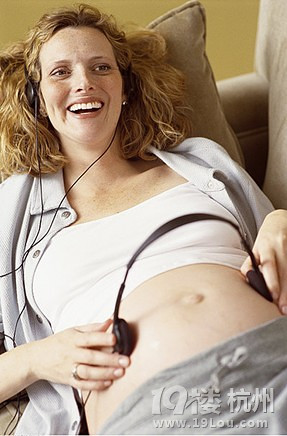 怀孕几个月进行胎教最好?教你科学做胎教-孕中