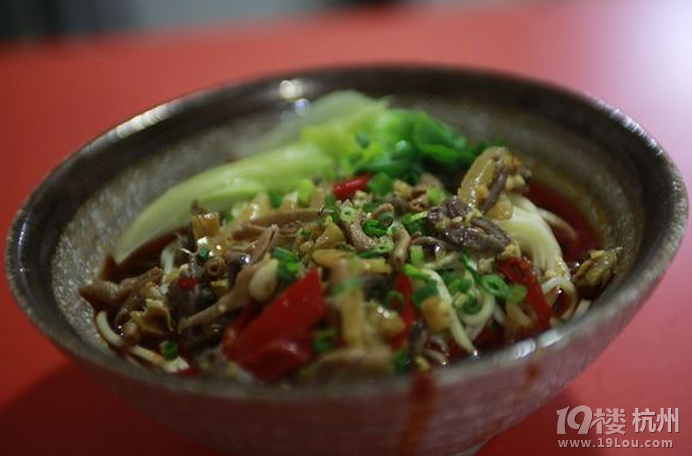 秘籍哥带你吃遍成都,成都美食攻略-石头攻略-旅迪士尼一日游完整游记图片